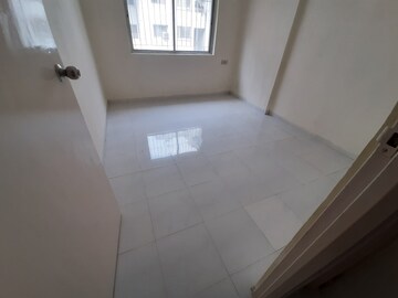 Room in 2 BHK Apartment at Rajyog CHS, Vadgaon Budruk – for Rent