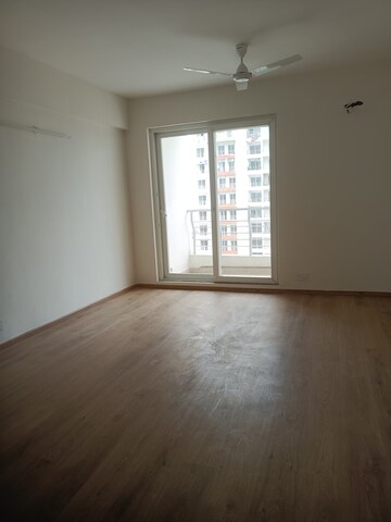 Room in 4 BHK Apartment at The 3C Lotus Panache, Sector 110 – for Rent