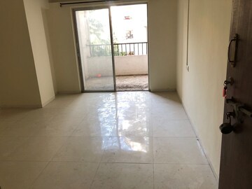 Room in 2 BHK Apartment at Rajyog Township, Sinhagad Road – for Rent