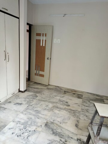 Room in 2 BHK Apartment at Kalpita Apartment, Andheri East – for Rent