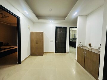 Room in 3 BHK Builder Floor at Ameya One, Sector 42 – for Rent