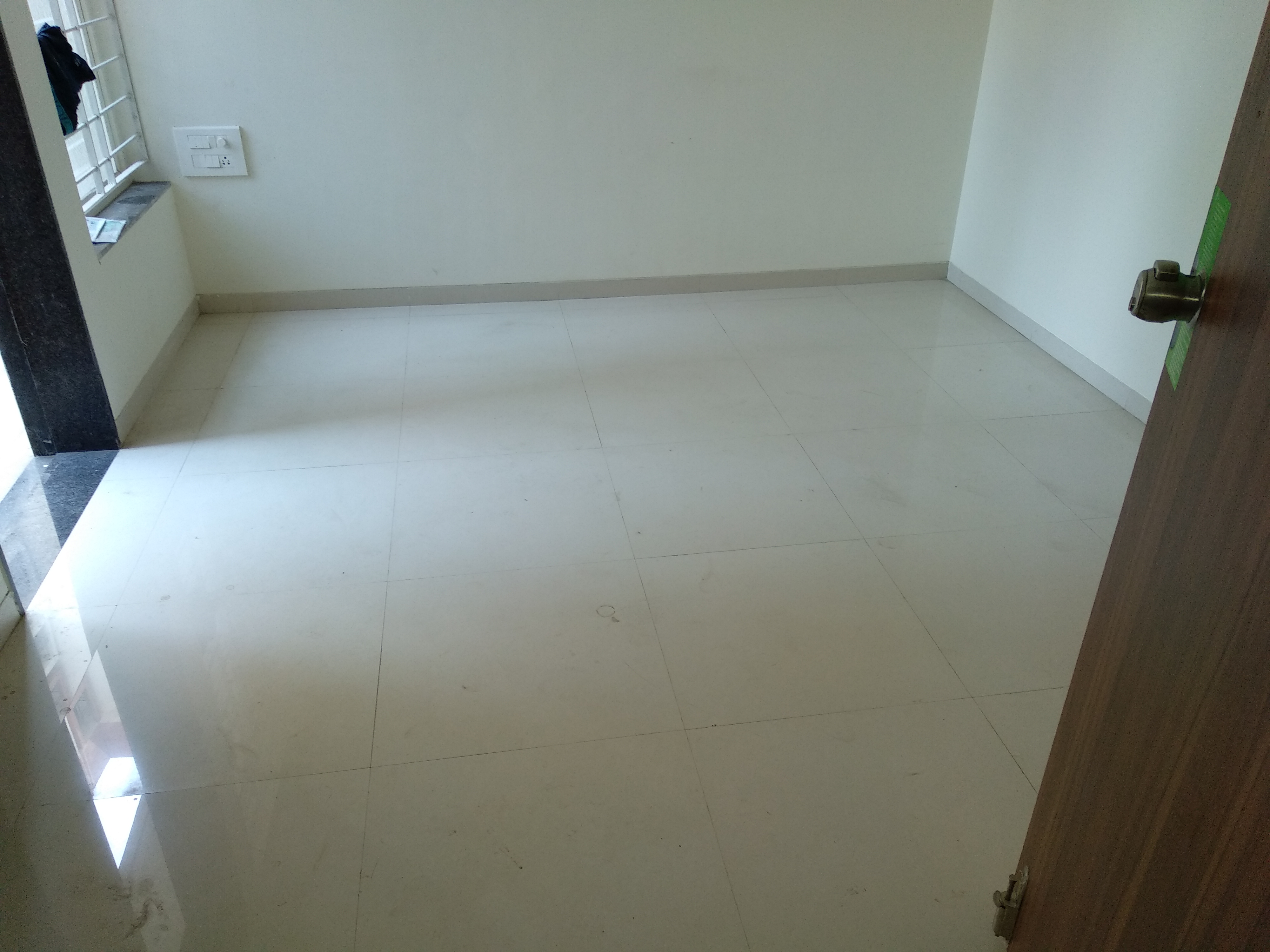 2 BHK + Servant Room Apartment For Rent in Rawat Madhuli