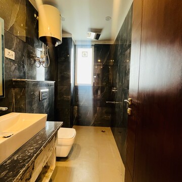 Building Lobby in 4 BHK Builder Floor at Chattarpur – for Sale
