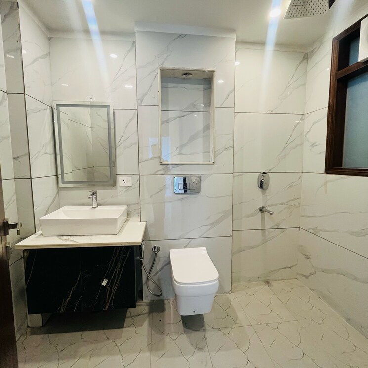 Team Area, chattarpur 4 Bedroom 1800 Sq.Ft. Builder Floor In Chattarpur Delhi 9133146