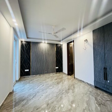 Bedroom in 4 BHK Builder Floor at Chattarpur – for Sale