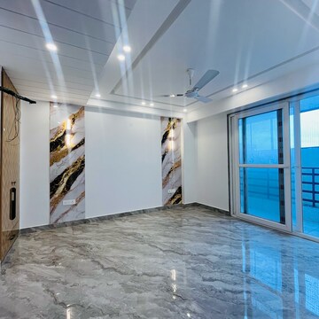 Room in 4 BHK Builder Floor at Chattarpur – for Sale
