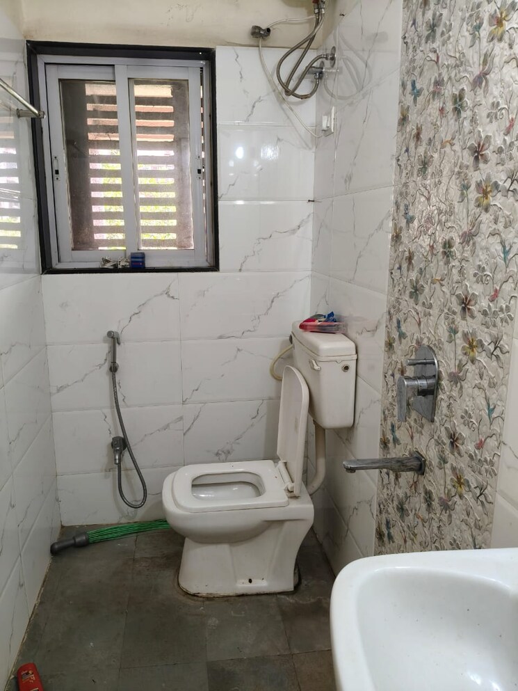 Bathroom, army-welfare-chs 2 Bedroom 1080 Sq.Ft. Apartment In Nerul Navi Mumbai 9133154