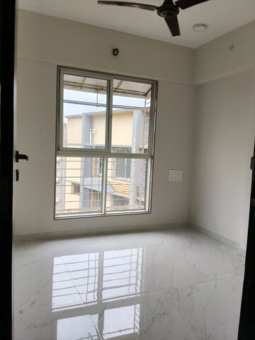Room in 1 BHK Apartment at Gurukrupa Ghanshyam, Pant Nagar – for Rent