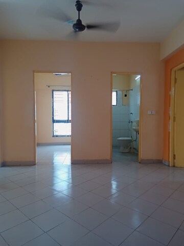 Room in 3 BHK Apartment at Genexx Valley, Diamond Harbour Road – for Rent