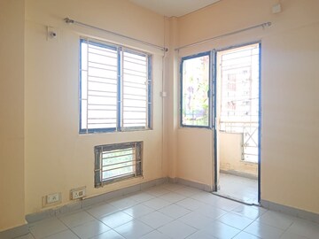 Room in 3 BHK Apartment at Genexx Valley, Diamond Harbour Road – for Rent