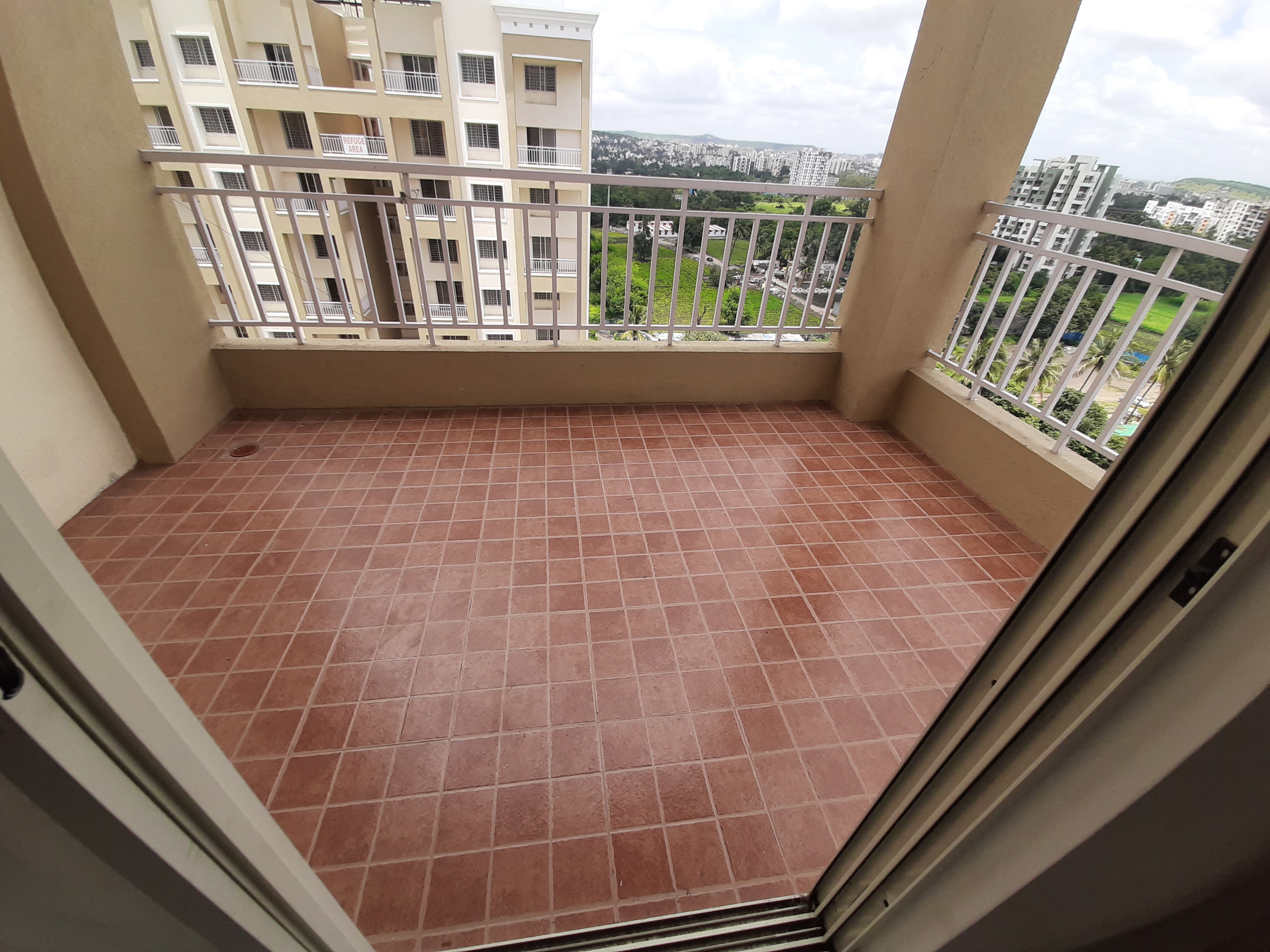 2 BHK + Servant Room Apartment For Rent in Sundar Sanskruti