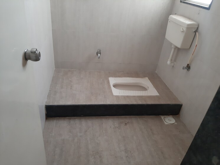 Bathroom, sundar-sanskruti 2 Bedroom 1000 Sq.Ft. Apartment In Nanded Pune 9133181