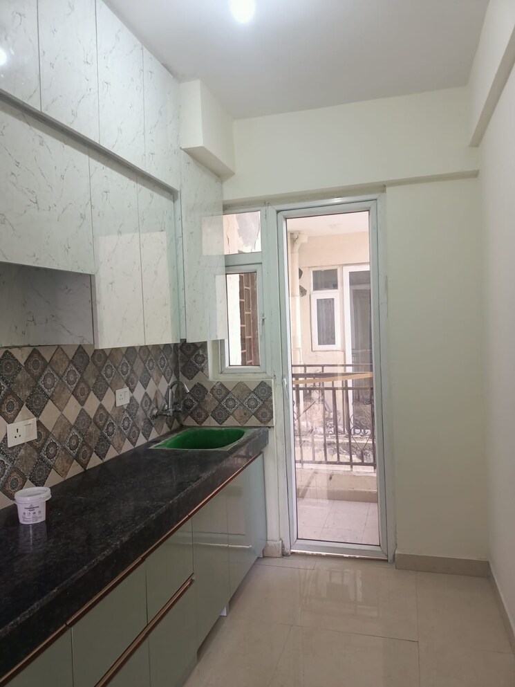 Kitchen, signature-global-prime 2 Bedroom 573 Sq.Ft. Apartment In Sector 63a Gurgaon 9133186