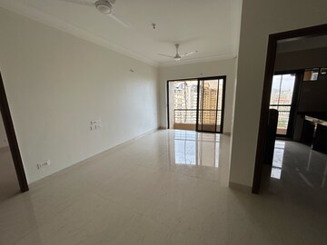 2 BHK Apartment For Sale in Raheja Interface Heights, Mindspace