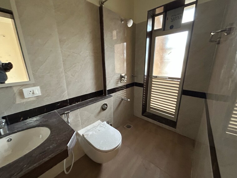 Bathroom, raheja-interface-heights 2 Bedroom 702 Sq.Ft. Apartment In Mindspace Mumbai 9133202