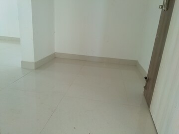 Room in 2 BHK Apartment at Dharmavat Sunder Sanskruti Phase 3, Nanded – for Rent
