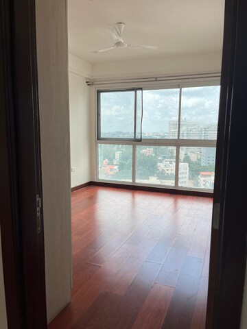 Room in 3 BHK Apartment at Karle Zenith Residence, Nagavara – for Rent