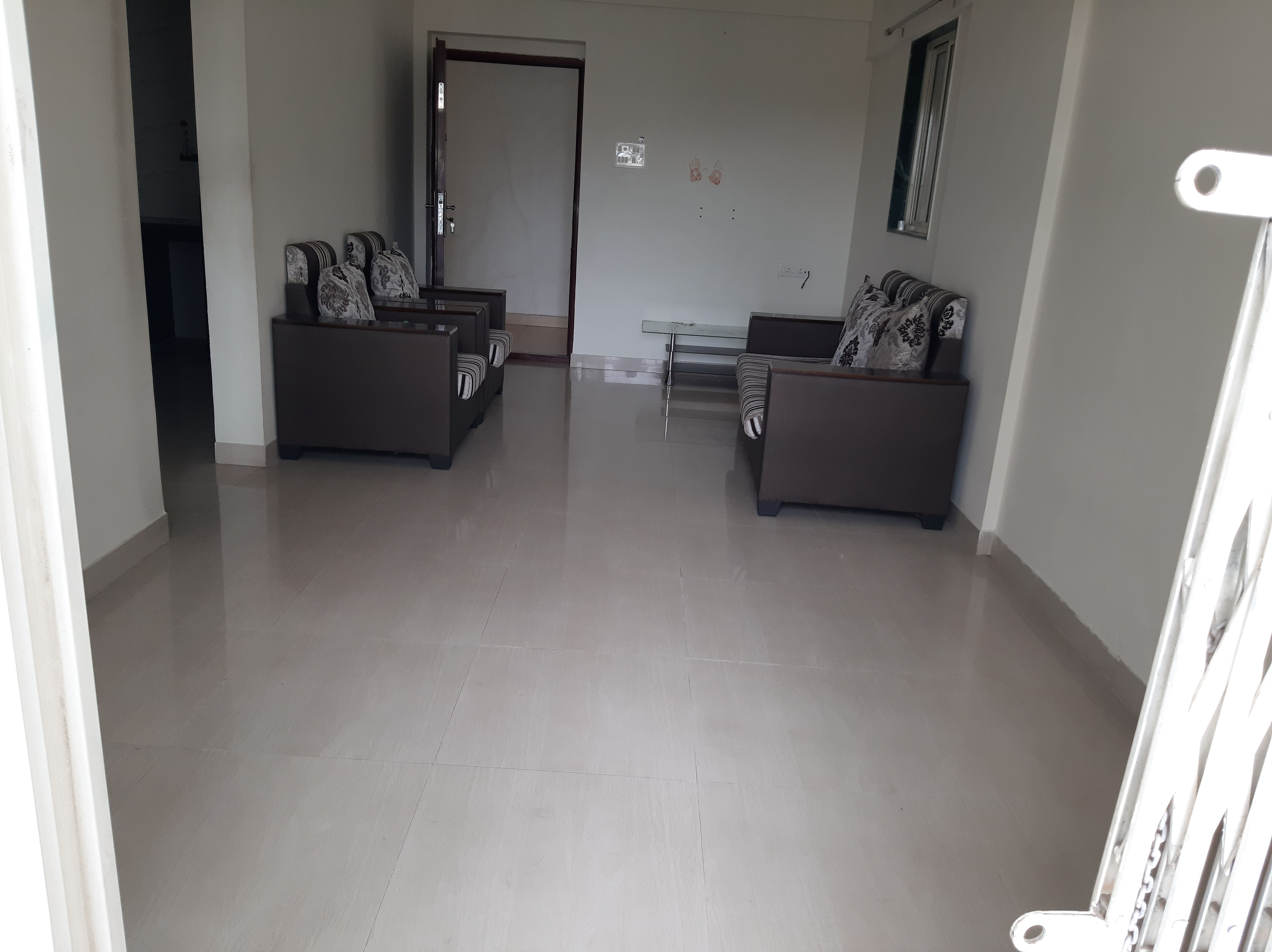 2 BHK + Servant Room Apartment For Rent in Laigude Alankapuri
