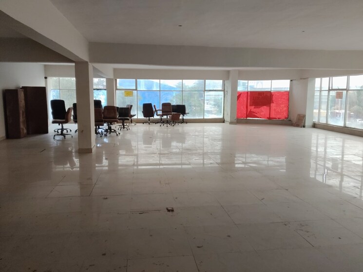  Parking, citi-tower-belapur Commercial Showroom 6000 Sq.Ft. In Cbd Belapur Sector 15 Navi Mumbai 9133246