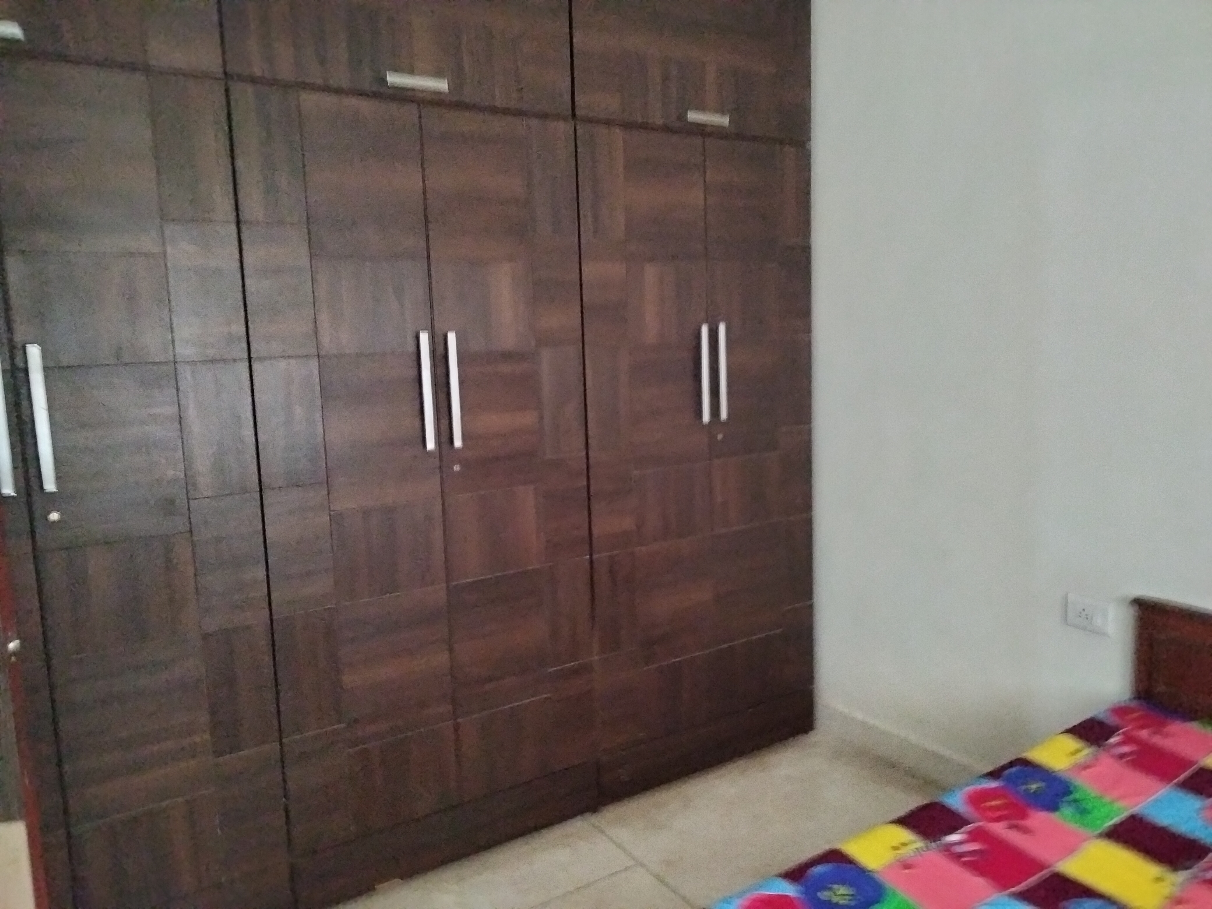 1 BHK Apartment For Rent in K Raheja Heights