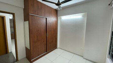 Room in 2 BHK Apartment at Arvind Skylands, Jakkuru – for Rent