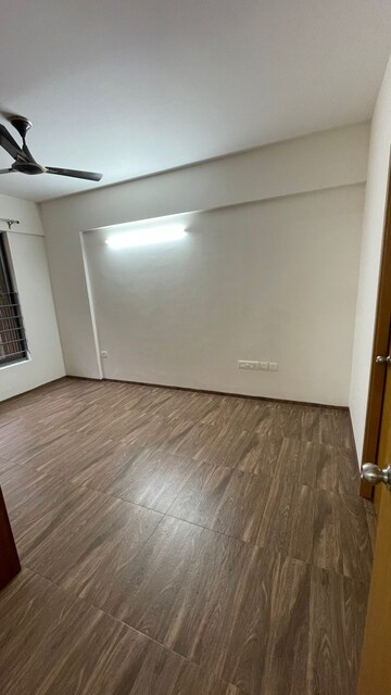 Room in 2 BHK Apartment at Arvind Skylands, Jakkuru – for Rent