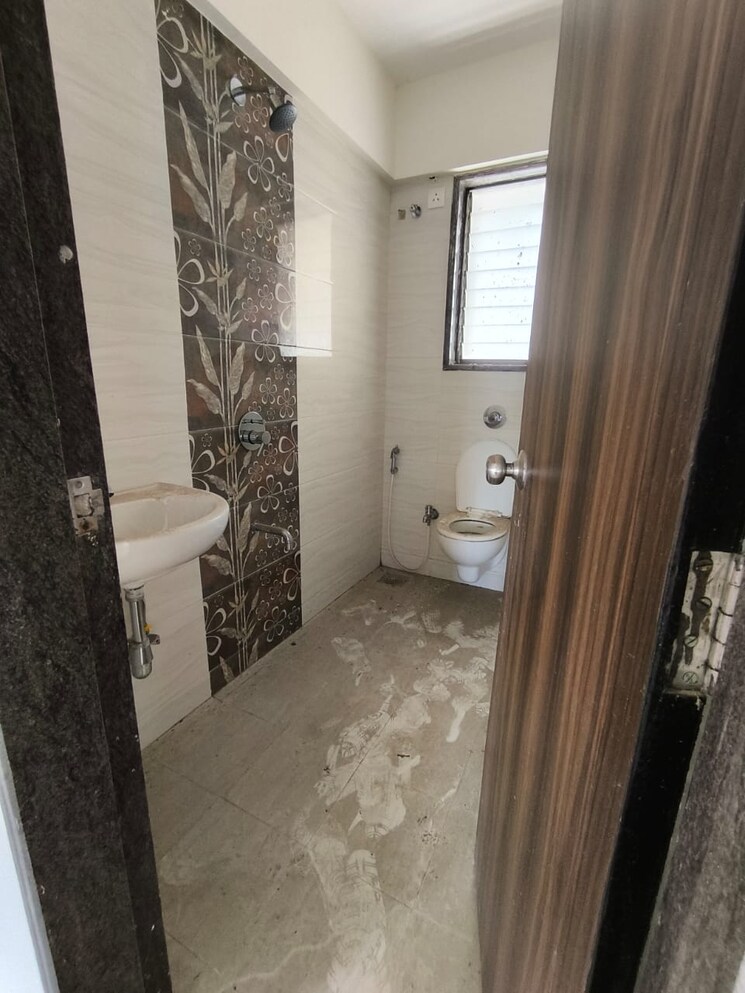 Bathroom, abrol-avirahi-heights 3 Bedroom 1063 Sq.Ft. Apartment In Malad West Mumbai 9133295