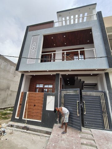 3 BHK Independent House For Sale in Jankipuram Extension