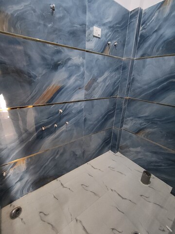 Bathroom in 3 BHK Independent House at Jankipuram Extension – for Sale
