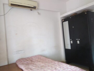 Room in 1 BHK Apartment at Amrut Ganga, Sinhagad – for Rent