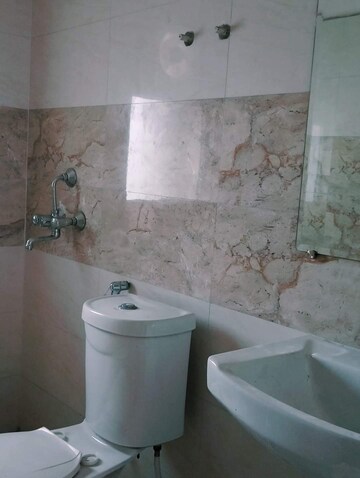 Bathroom in 2 BHK Apartment at Amrapali Golf Homes, Sector 4 Greater Noida – for Rent