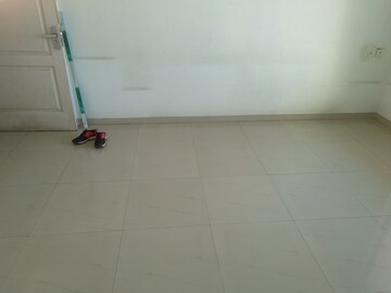 Room in 1.5 BHK Apartment at Goel Ganga Amrut Ganga, Sinhagad – for Rent