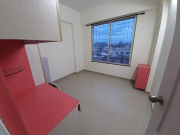 Room in 1.5 BHK Apartment at Amrut Ganga, Sinhagad – for Rent