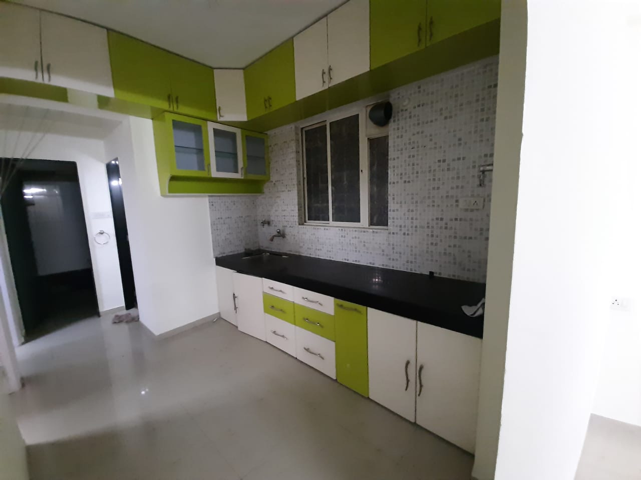 1.5 BHK + Servant Room 800 Sq.Ft. Apartment in Amrut Ganga