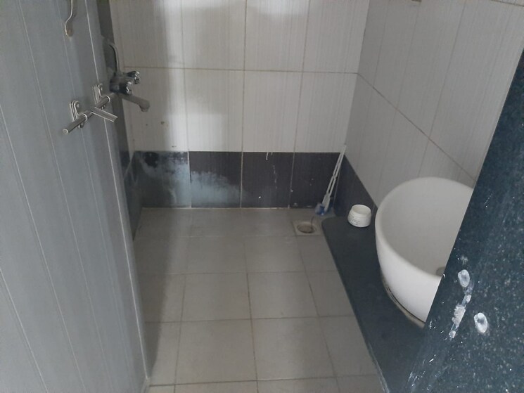 Bathroom, amrut-ganga 1.5 Bedroom 800 Sq.Ft. Apartment In Sinhagad Pune 9133449