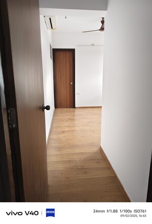 Room in 2.5 BHK Apartment at Lodha Palava City, Dombivli East – for Sale