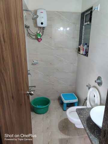Furnished Amenities in 1 BHK Apartment at Metropolis Aquaris Phase 1, Kasarvadavali – for Rent