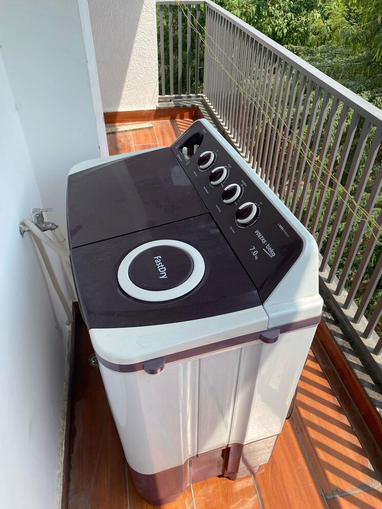 Team Area, saket 2 Bedroom 850 Sq.Ft. Builder Floor In Saket Delhi 9133470