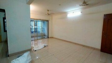 Room in 2 BHK Apartment at Sanghvi Hills, Ghodbunder Road – for Rent
