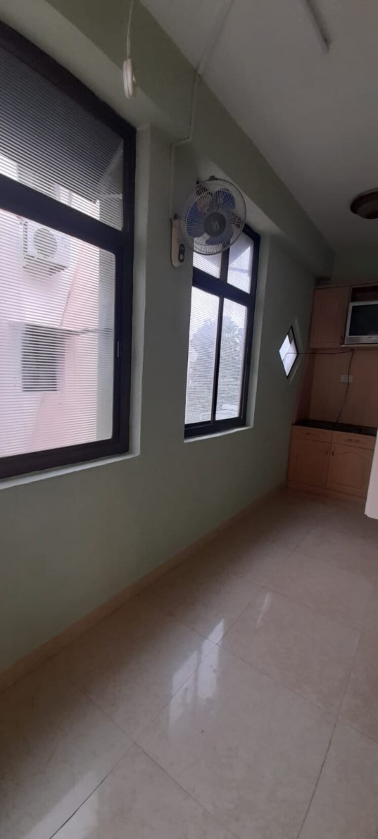 Room, sri nagar colony 3 Bedroom 2200 Sq.Ft. Builder Floor In Sri Nagar Colony Hyderabad 9133509