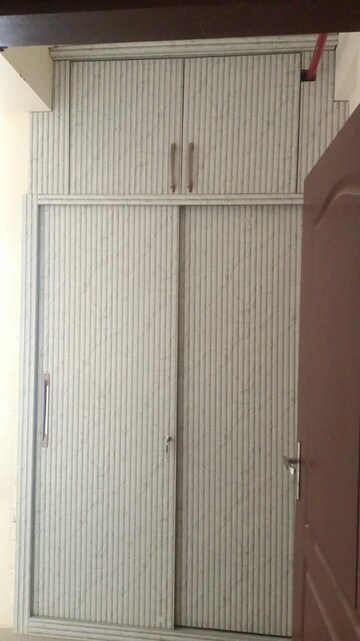Bathroom in 3 BHK Apartment at Omaxe R2, Gomti Nagar – for Rent