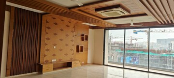 Room in 4 BHK Apartment at Myscape Mea, Puppalaguda – for Rent