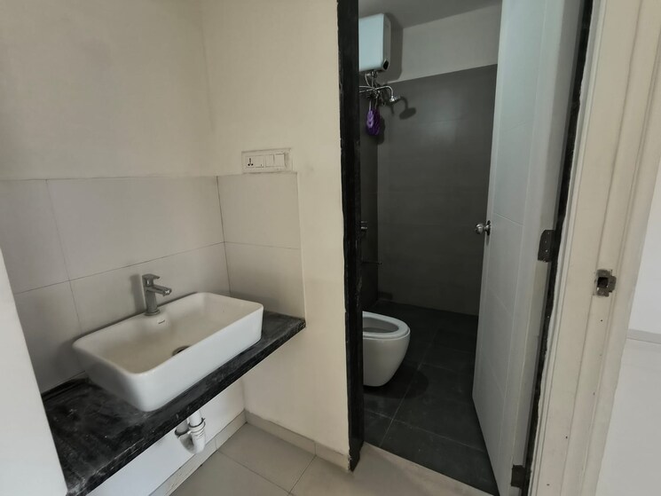 Bathroom, rohan-prathama 1 Bedroom 500 Sq.Ft. Apartment In Hinjewadi Pune 9133528