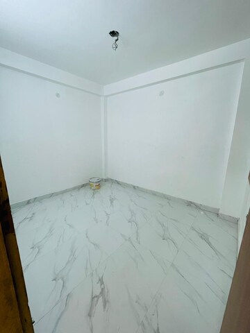 Room in 3 BHK Independent House at Chattarpur – for Sale
