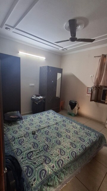 Bedroom in 2 BHK Builder Floor at Sector 52 – for Rent