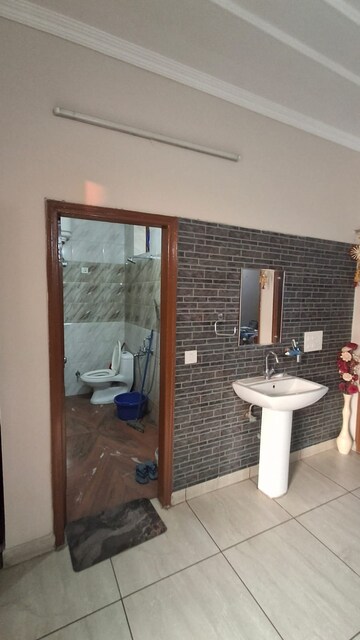 Bathroom in 2 BHK Builder Floor at Sector 52 – for Rent
