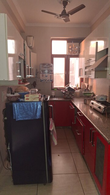 Kitchen in 2 BHK Builder Floor at Sector 52 – for Rent