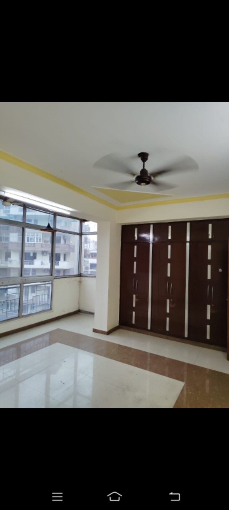 Room, amrapali-royal 2 Bedroom 967 Sq.Ft. Apartment In Vaibhav Khand Ghaziabad 9133557