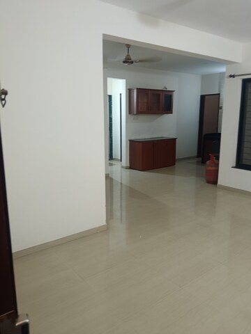 Room in 2 BHK Apartment at Tirupati Campus, Tingre Nagar – for Rent