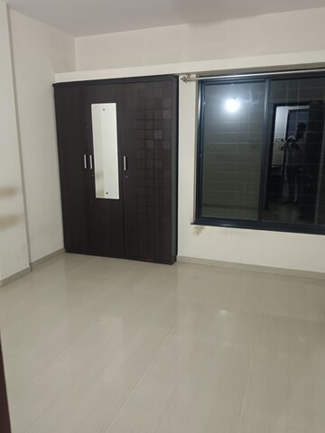 Room in 2 BHK Apartment at Tirupati Campus, Tingre Nagar – for Rent